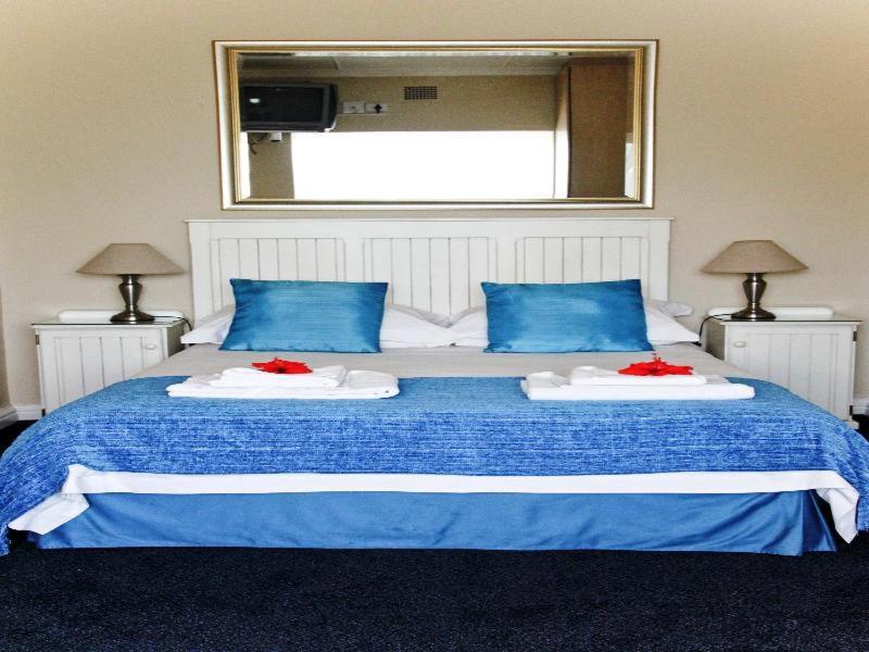 קניסנה The Russel Hotel חדר תמונה