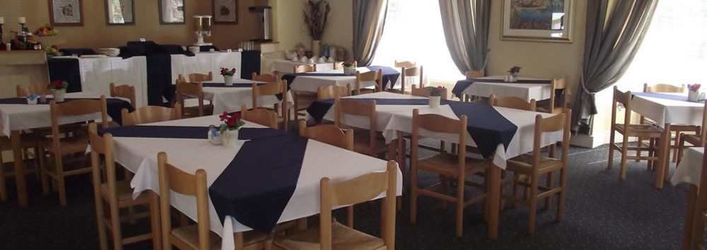 קניסנה The Russel Hotel מראה חיצוני תמונה